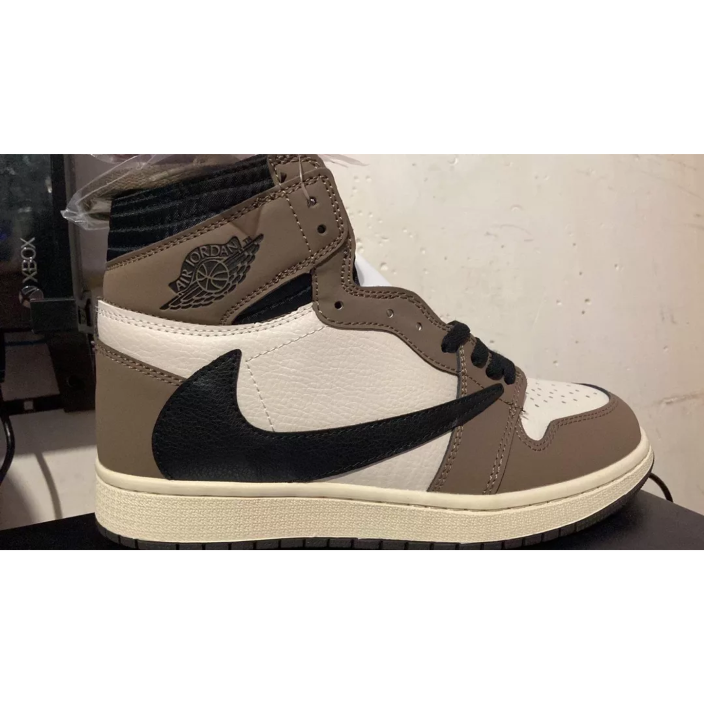 AIR JORDAN 1 HIGH TRAVIS SCOTT