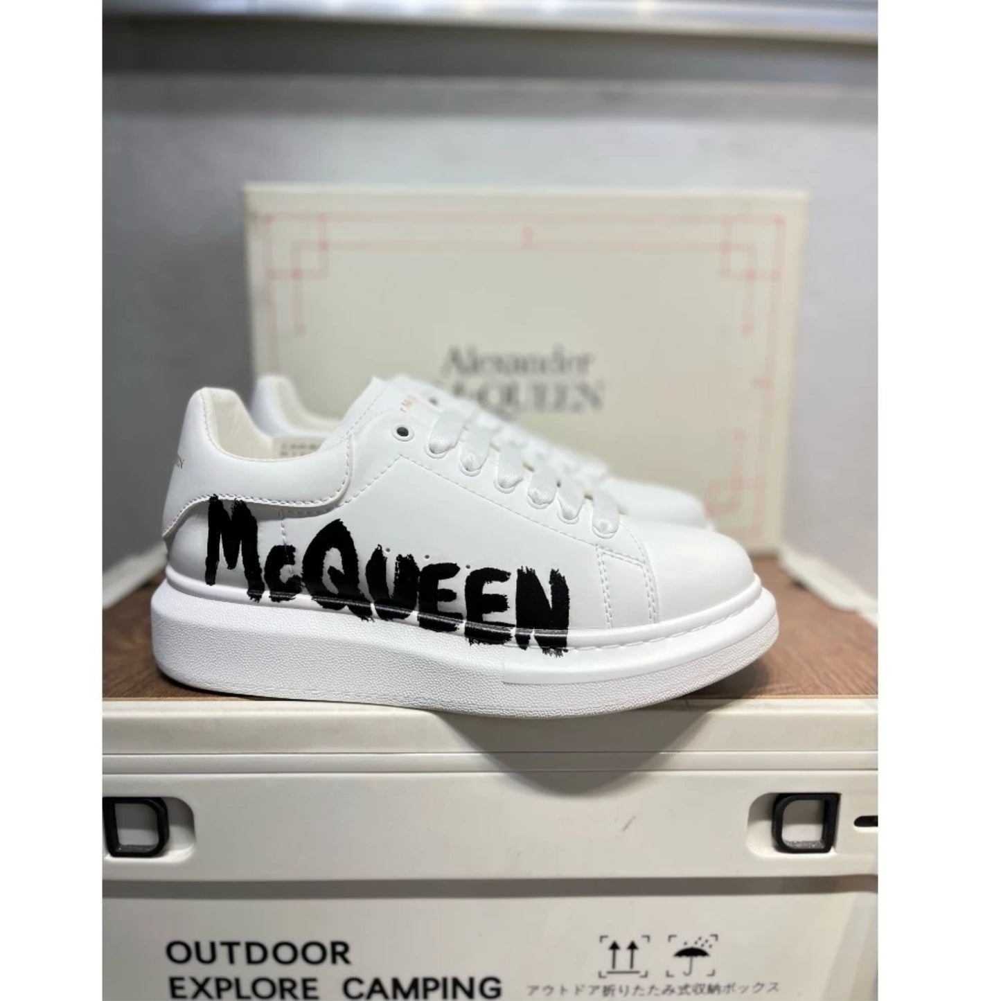 ALEXANDER MCQUEEN OVERSIZE GRAFFITI WHITE-BLACK - VICE