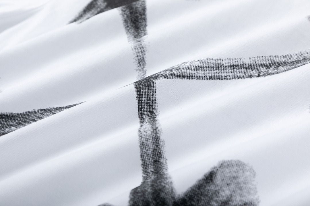 OFF-WHITE SPRAY MARKER ARROW TEE