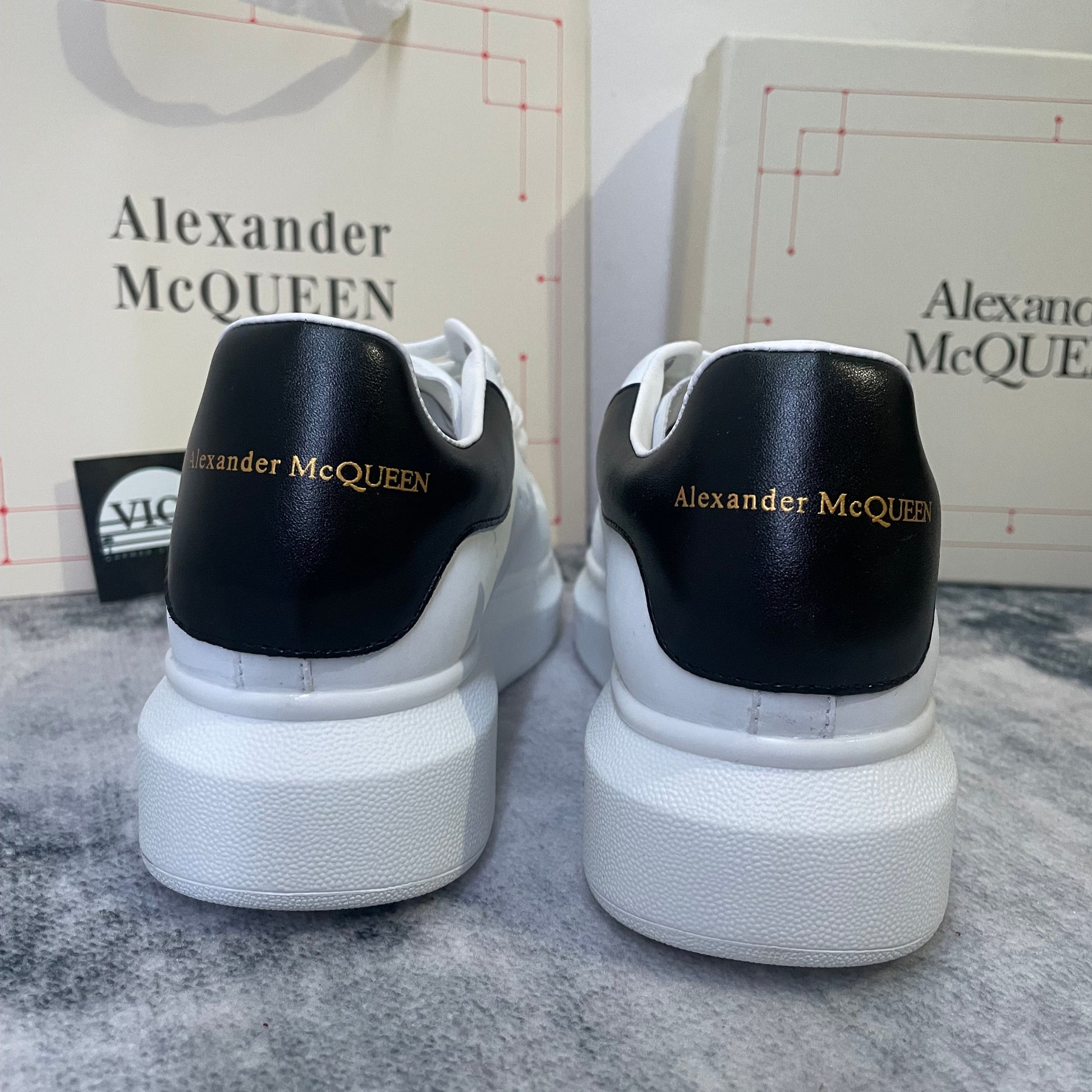 ALEXANDER MCQUEEN OVERSIZE
