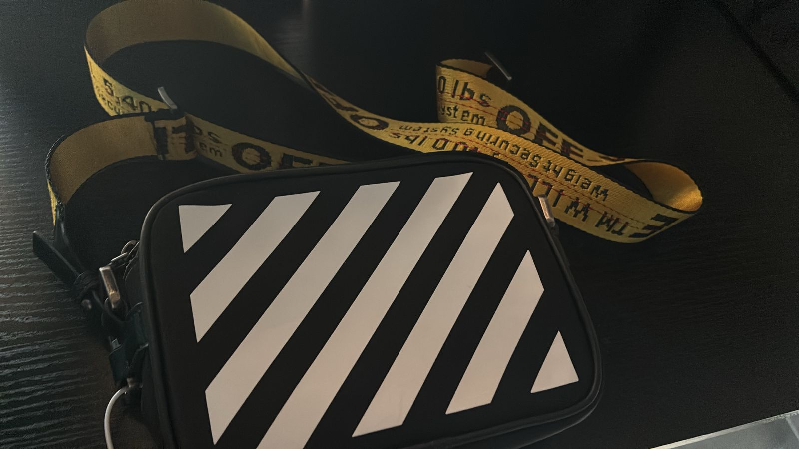 BOLSA OFF-WHITE ZEBRA