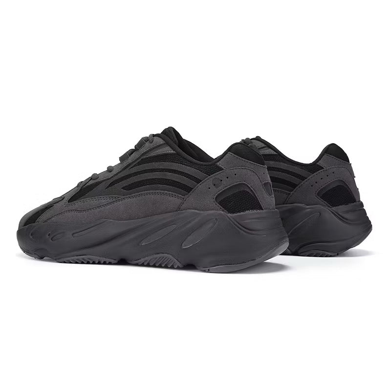 YEEZY BOOST 700 BLACK